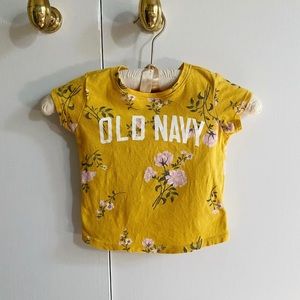 Old Navy toddler girl’s golden floral short-sleeved tee